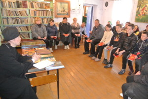 Прошла акция «Святое Евангелие в каждый дом» в деревне Дрянново Шадринского района.