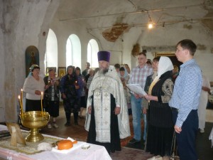 Протоиерей Александр Тимушев посетил восстанавливающийся храм в честь Вознесения Господня в с. Закомалдино  Куртамышского района.