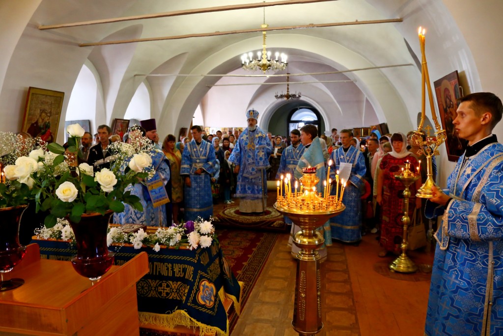 Божественная Литургия. Шадринск. 28.08.2016 г.