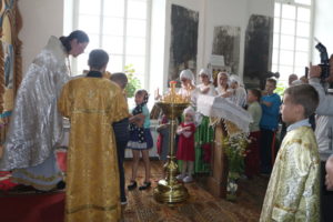 Со 2 по 12 июля в Усть-Миасском селе при Богоявленском храме работал православный детский лагерь.
