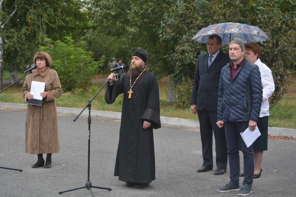 Иеромонах Корнилий (Мохов) принял участие в митинге, посвященном годовщине трагических событий в Беслане