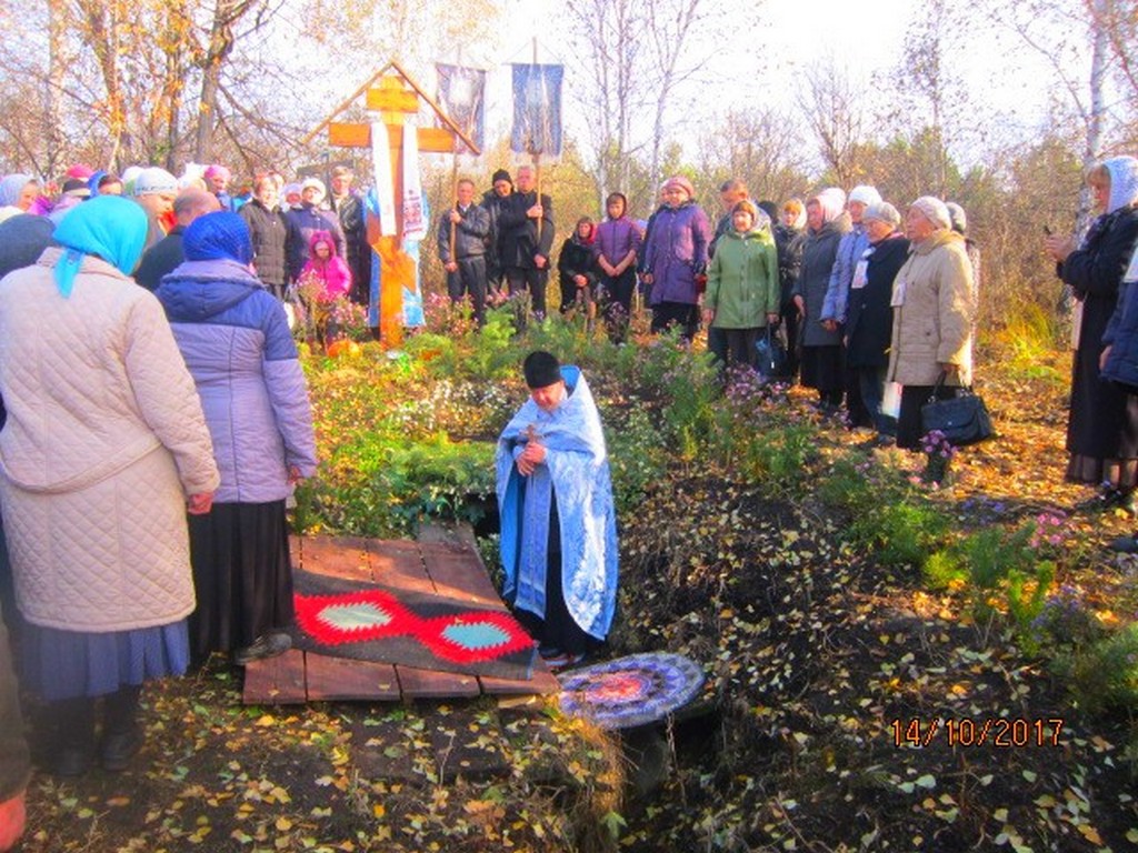 14 октября 2017 года в храме Покрова Пресвятой Богородицы поселка Каргаполье протоиерей Михаил Тихонов возглавил Божественную литургию в честь праздника Покрова Пресвятой Владычицы нашей Богородицы и Приснодевы Марии