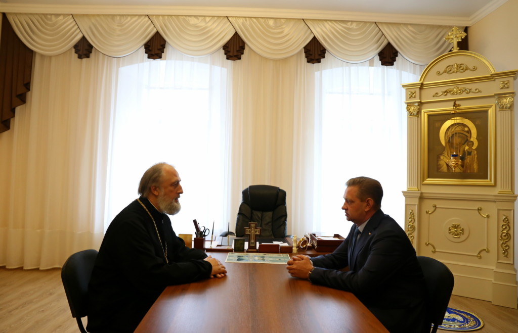 Глава Шадринской епархии епископ Шадринский и Далматовский Владимир встретился с Генеральным директором АО «ШААЗ»