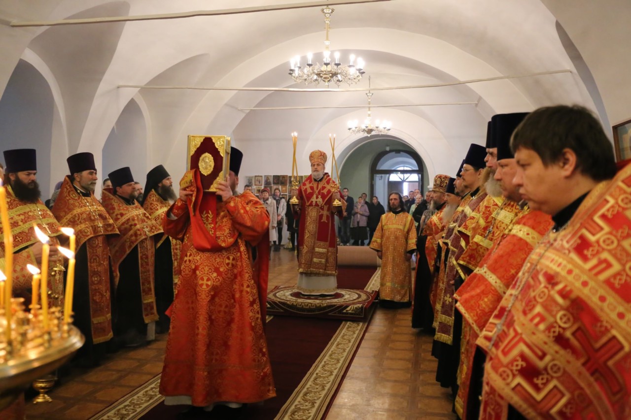 Пасхальная великая вечерня. г. Шадринск 28.04.2019 г.