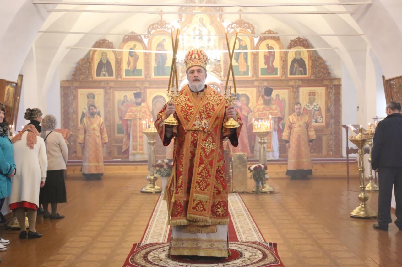Божественная литургия. г. Шадринск 05.05.2019 г.