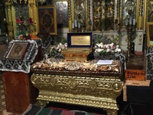 Прихожане Петропавловского храма г. Куртамыша поклонились частицам святых мощей угодников Божиих