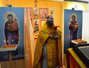 В молебном доме с. Усть-Уйское Целинного района состоялась первая в новом году Божественная лиутргия