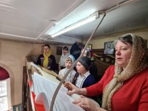 Учащиеся воскресной школы при Успенском храме г. Шумихи приняли участие в богослужении