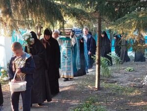 В женском монастыре в честь Похвалы Божией Матери с. Боровское состоялась служба Погребения Пресвятой Богородицы