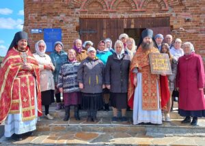 Праздничная Божественная литургия состоялась в деревне Ипатово Катайского р-на