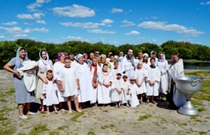 В Целинном р-не состоялось массовое крещение в реке Уй