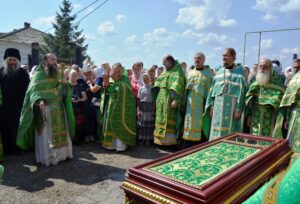 Праздничное богослужение в честь обретения мощей прп. Далмата Исетского состоялось в Успенском Далматовском мужском монастыре 5-6 августа 2022 г.