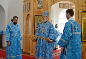 Божественная литургия в праздник Покрова Пресвятой Богородицы, г. Шадринск