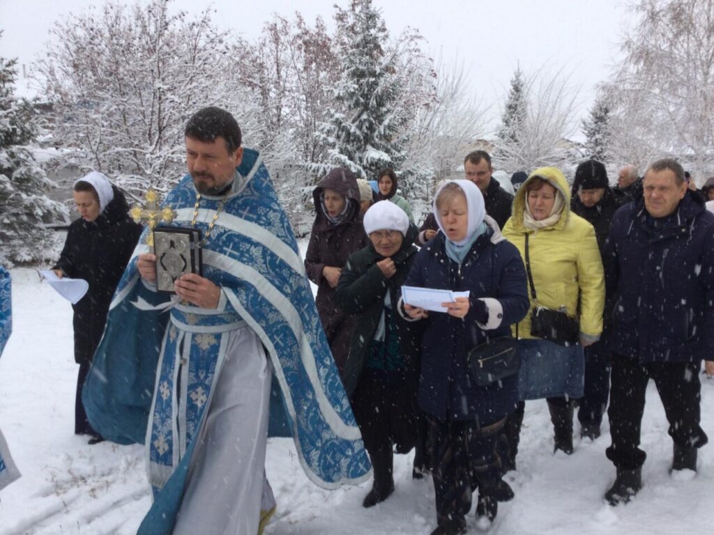 Петропавловский приход г. Куртамыша торжественно отметил праздник Казанской иконы Божией Матери