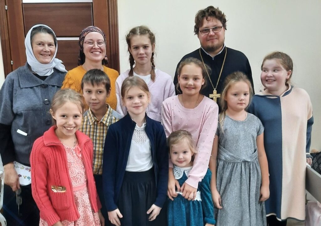 В воскресной школе «Лучики радости» при Князе-Владимирском храме г. Шадринска прошёл открытый урок