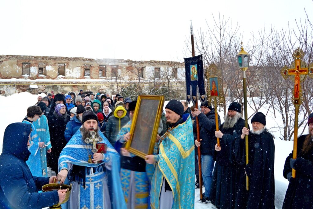 Празднование в честь чудотворного Далматского образа Успения Божией Матери в Успенском Далматовском мужском монастыре
