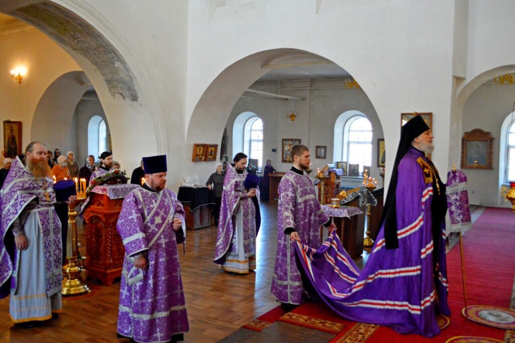 Божественная литургия г. Шадринск