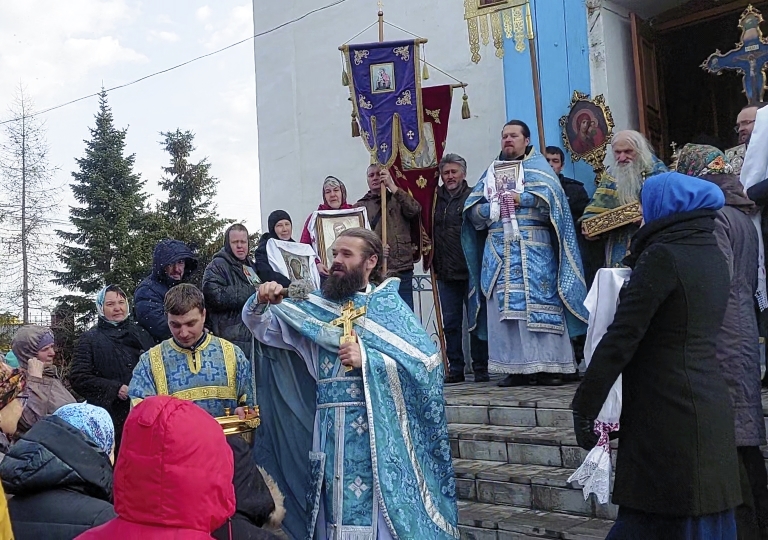 Торжества в честь обительского праздника – Похвалы Божией Матери – состоялись в женском Боровском монастыре