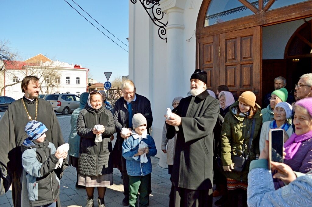 Божественная литургия в праздник Благовещения Пресвятой Богородицы, г. Шадринск