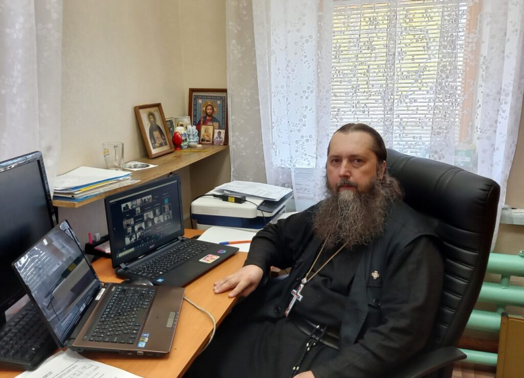 Древлехранитель Шадринской епархии игумен Варнава (Аверьянов) принял участие в онлайн-совещании епархиальных древлехранителей