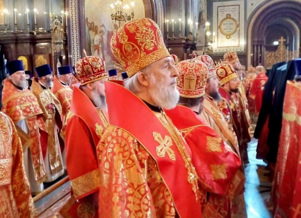 Божественная литургия в кафедральном соборном Храме Христа Спасителя в Москве