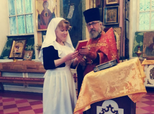 Представительница сестричества в честь прп. Далмата Исетского Шадринской епархии впервые направлена на Донбасс