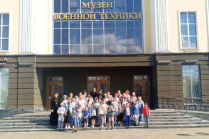 Епископ Владимир, воспитанники детских воскресных школ г. Шадринска и их сопровождающие посетили музейный комплекс УГМК