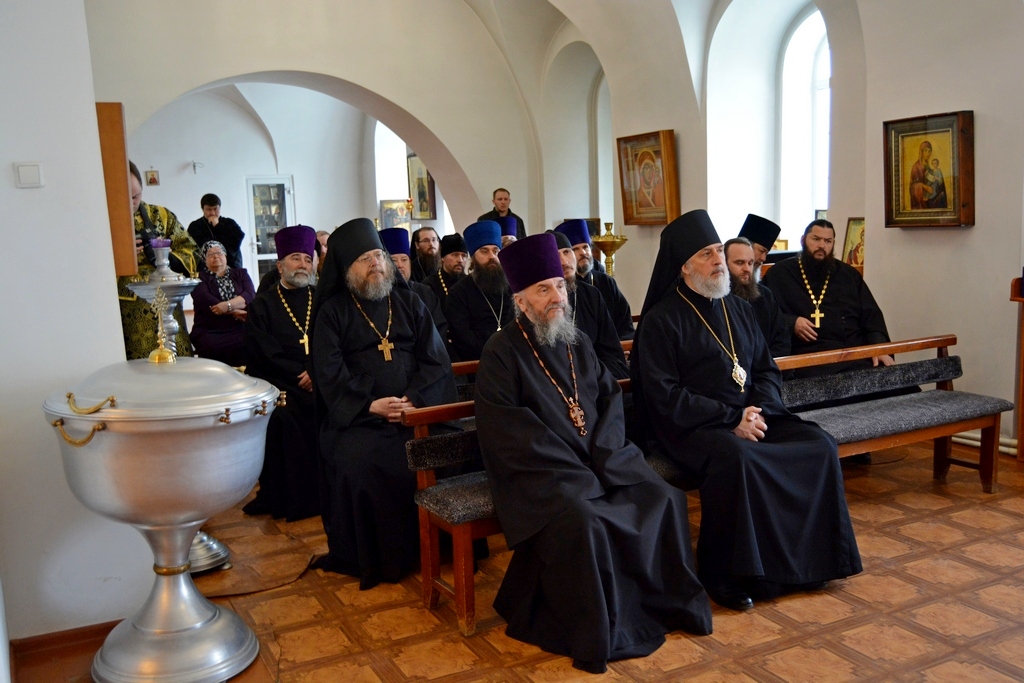 По благословению Преосвященнейшего Владимира, епископа Шадринского и Далматовского, состоялась встреча духовенства Шадринской епархии с представителями Управления охраны объектов культурного наследия Правительства Курганской области. 16.04.2019 г.