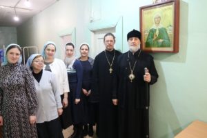 Епископ Шадринский и Далматовский Владимир посетил Центр помощи материнству и детству в честь блаженной Матроны Московской «Дар»