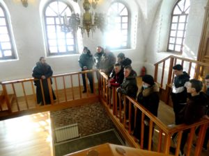 В Успенском Далматовском мужском монастыре провели экскурсию для условно-осужденных и состоящих на учете в уголовно-исправительной инспекции
