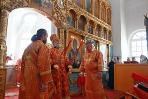 Божественная литургия во вторник Светлой седмицы г. Шадринск. 04.05.2021 г.
