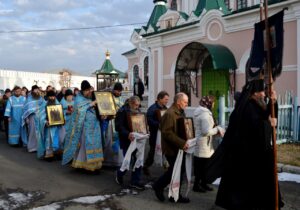 Престольный праздник в честь иконы Божией Матери «Всех скорбящих Радость» отметили в Успенском Далматовском мужском монастыре