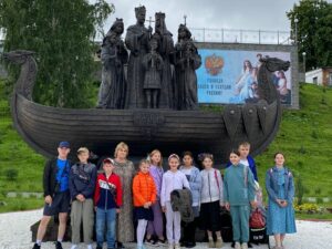 Воспитанники воскресной школы Петропавловского храма г. Куртамыша совершили паломническую поездку в Тюмень