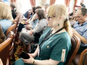 Руководитель пресс-службы Шадринской епархии Анна Бобарыкина приняла участие во встрече руководителей информационных подразделений епархий УрФО с Зампредседателя Синодального отдела по взаимоотношению Церкви с обществом и СМИ В.В. Кипшидзе и Руководителем Управления региональных связей И.В. Пискуновым