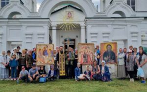 Жители с. Звериноголовское почтили память святых Царственных страстотерпцев