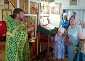 Престольный праздник отметили в молебном доме с. Альменево
