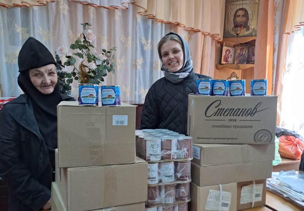 В Отдел по церковной благотворительности и социальному служению Шадринской епархии поступила новая партия гуманитарной помощи