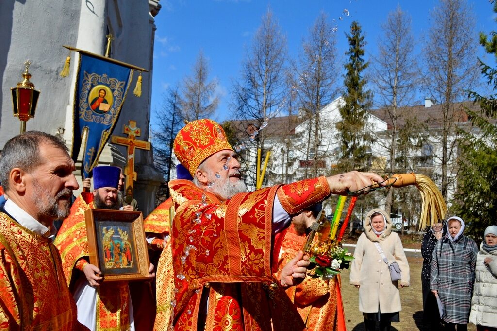 Божественная литургия во вторник Светлой седмицы, Спасо-Преображенский собор г. Шадринска