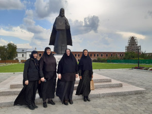 Далматовский монастырь посетила настоятельница Скорбященского женского монастыря Нижнетагильской епархии игумения Мария (Сташевская) с сёстрами