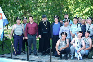 Насельник Далматовской обители иеромонах Иосиф (Бровкин) выступил на торжественном митинге в г. Далматово, посвящённом Дню Военно-Морского Флота России.