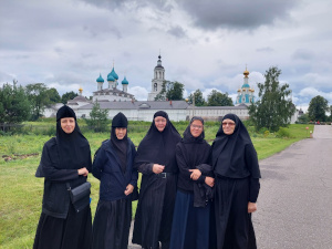 Паломническая поездка сестёр женского монастыря Похвалы Божией Матери с. Боровское по святым местам России