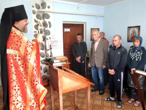 Божественную литургию в день праздника Усекновения главы Иоанна Предтечи совершил в Новопетропавловском филиале областного наркологического диспансера насельник Далматовской обители иером. Иосиф (Бровкин)