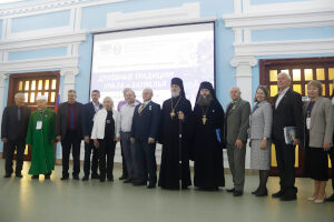 Глава Шадринской епархии принял участие во Всероссийской научно-практической конференции «Духовные традиции Урала и Зауралья», посвящённой 85-летнему юбилею Шадринского государственного педагогического университета